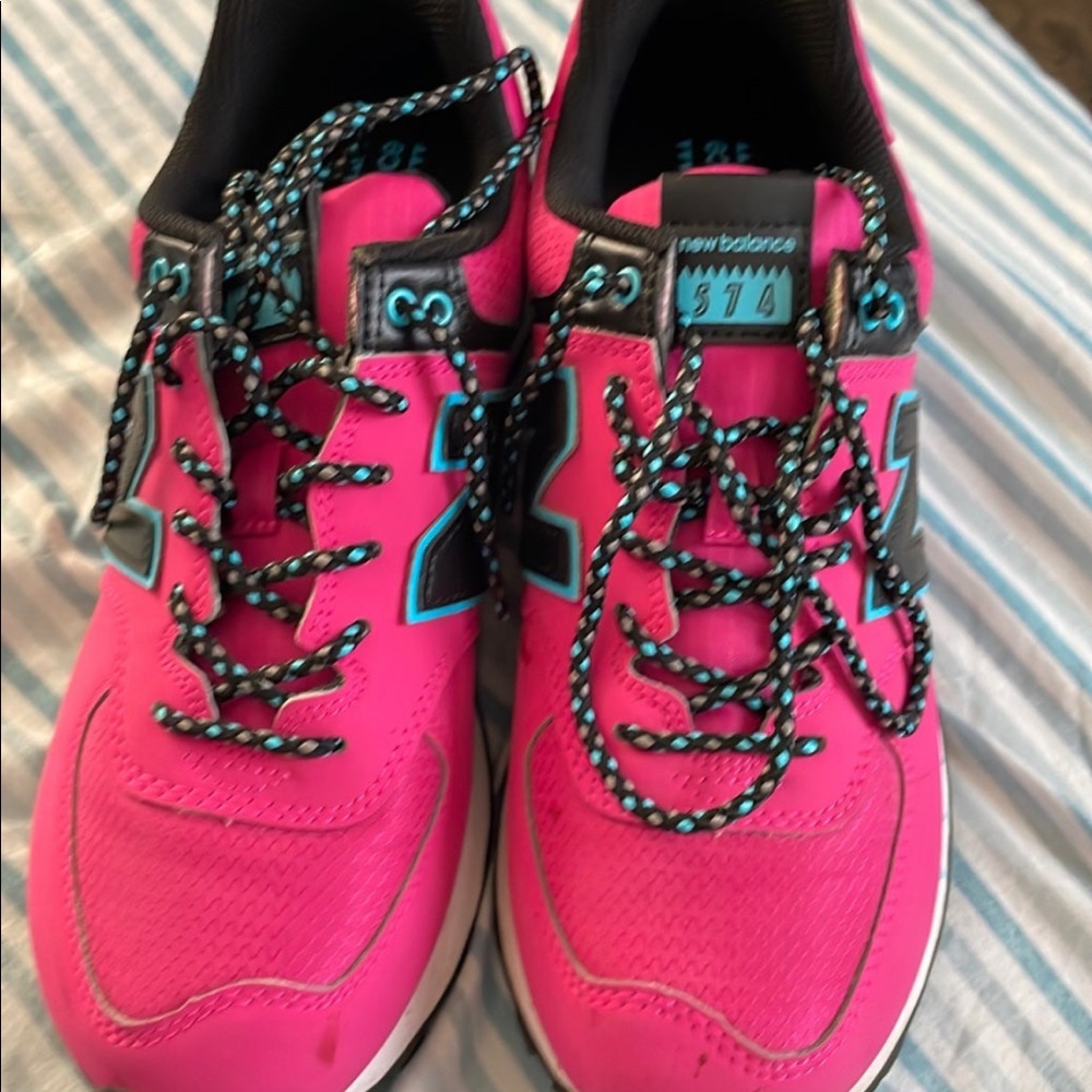 Used Shoes - Picture 3 of 6